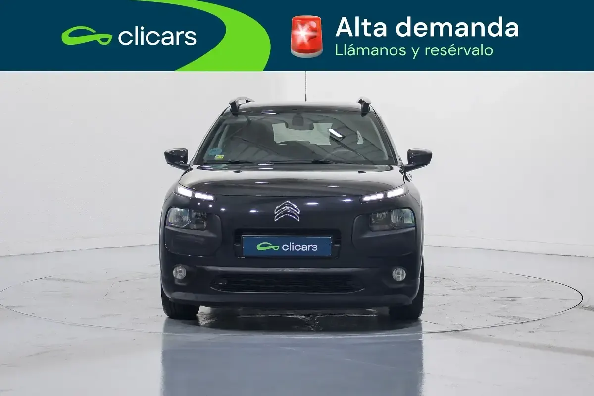Usado Citroën C4 Cactus Shine 100 CV (73 kW) 2015 Negro Utilitario