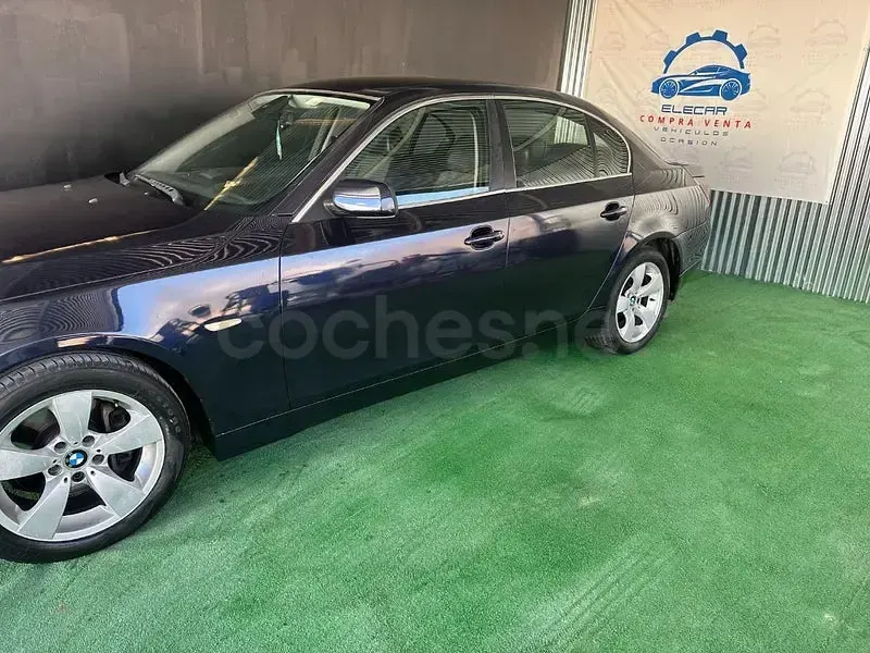 Usado BMW 530 231 CV (169 kW) 2006 Azul Berlina