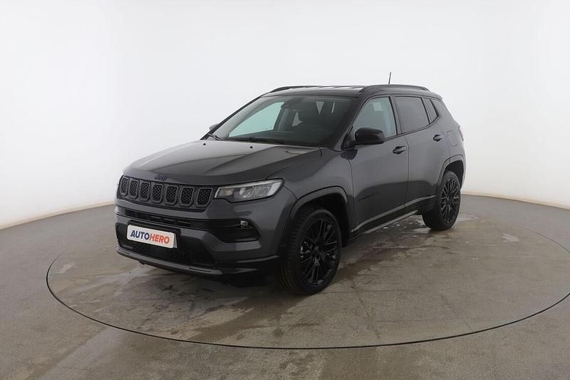 Usado Jeep Compass 241 CV (177 kW) 2023 Gris SUV
