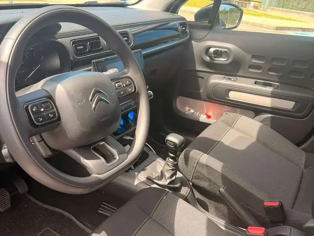 Usado Citroën C3 Feel 99 CV (72 kW) 2021 Blanco Utilitario