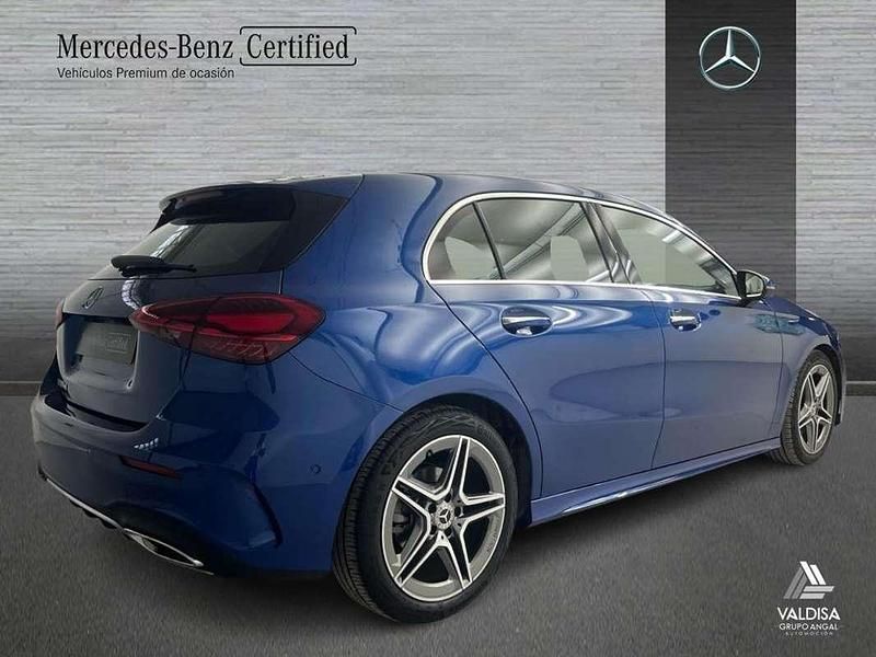 Begagnad Mercedes A200 150 HK (110 kW) 2024 Sedan