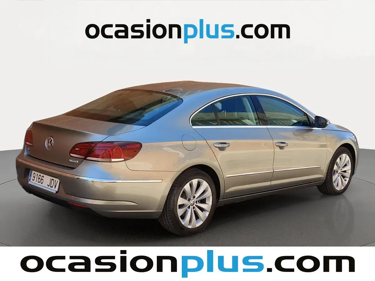Usado VW CC 140 CV (102 kW) 2015 Gris Berlina