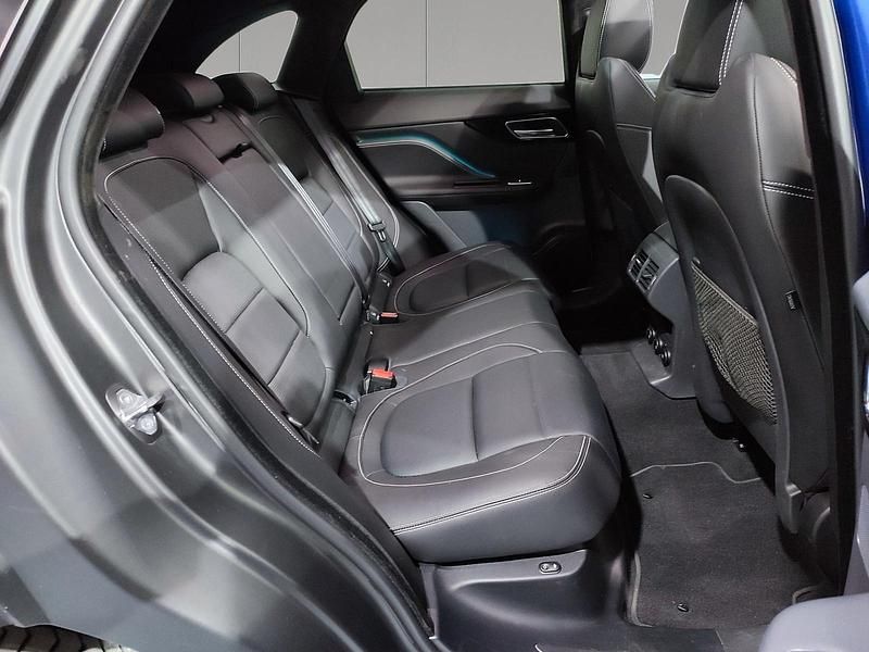 Usado Jaguar F-Pace R-Sport 241 CV (177 kW) 2019 Caesium blue SUV