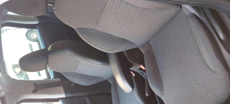 Usado Citroën C3 Feel 82 CV (60 kW) 2015 Negro Utilitario