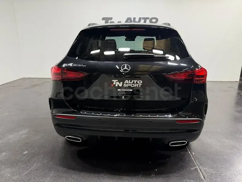 Nuevo Mercedes GLA250 218 CV (160 kW) 2025 Negro SUV