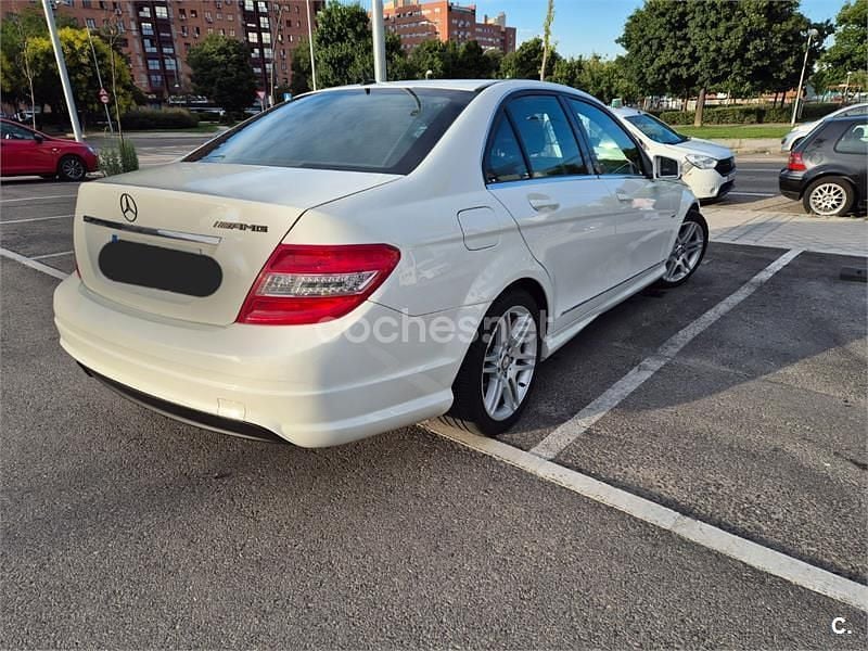 Usado Mercedes C180 Avantgarde 156 CV (114 kW) 2010 Blanco Berlina