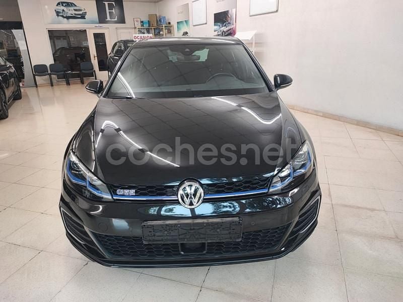 Usado VW Golf VII GTE 204 CV (150 kW) 2018 Negro Berlina