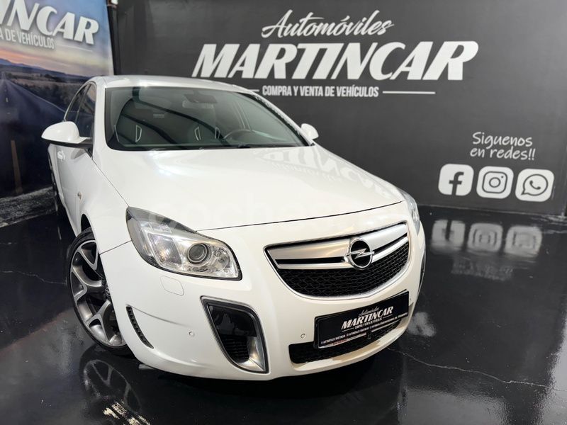Blanco Usado 2010 Opel Insignia OPC Berlina | 15.990 € - Imagen 1/4