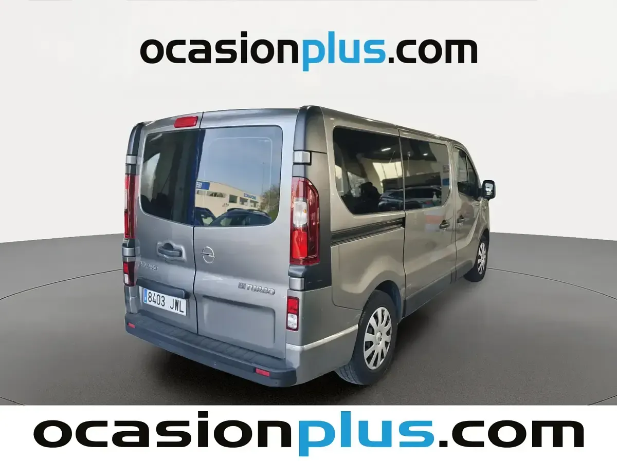 Usado Opel Vivaro S 125 CV (91 kW) 2017 Gris Monovolumen