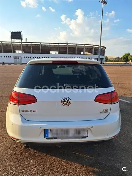 Usado VW Golf VII Advance 110 CV (80 kW) 2016 Blanco Berlina