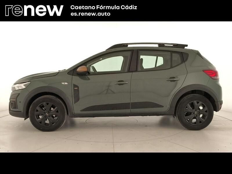 Usado Dacia Sandero Extreme 100 CV (73 kW) 2025 Verde Berlina