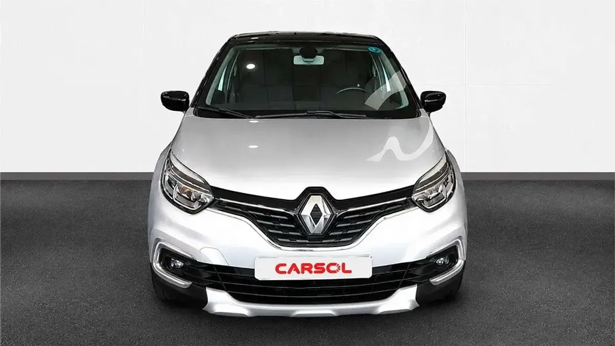 Usado Renault Captur Zen 150 CV (110 kW) 2019 Gris SUV