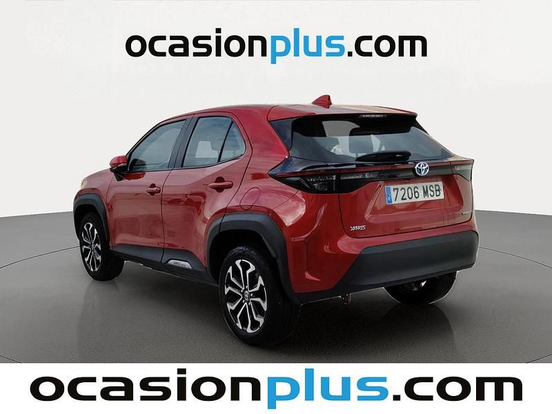 Usado Toyota Yaris Cross Active 116 CV (85 kW) 2024 Blanco SUV