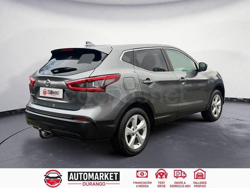 Usado Nissan Qashqai N-Motion 140 CV (102 kW) 2019 Gris / plata SUV