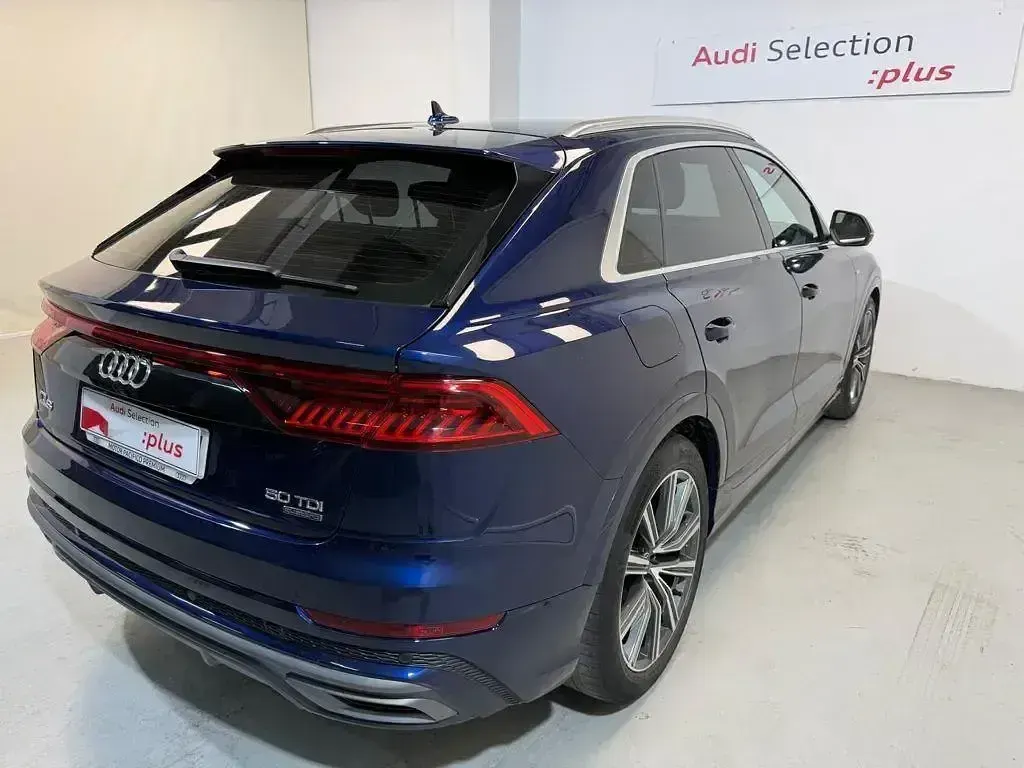 Usado Audi Q8 S-Line 286 CV (210 kW) 2023 Azul SUV