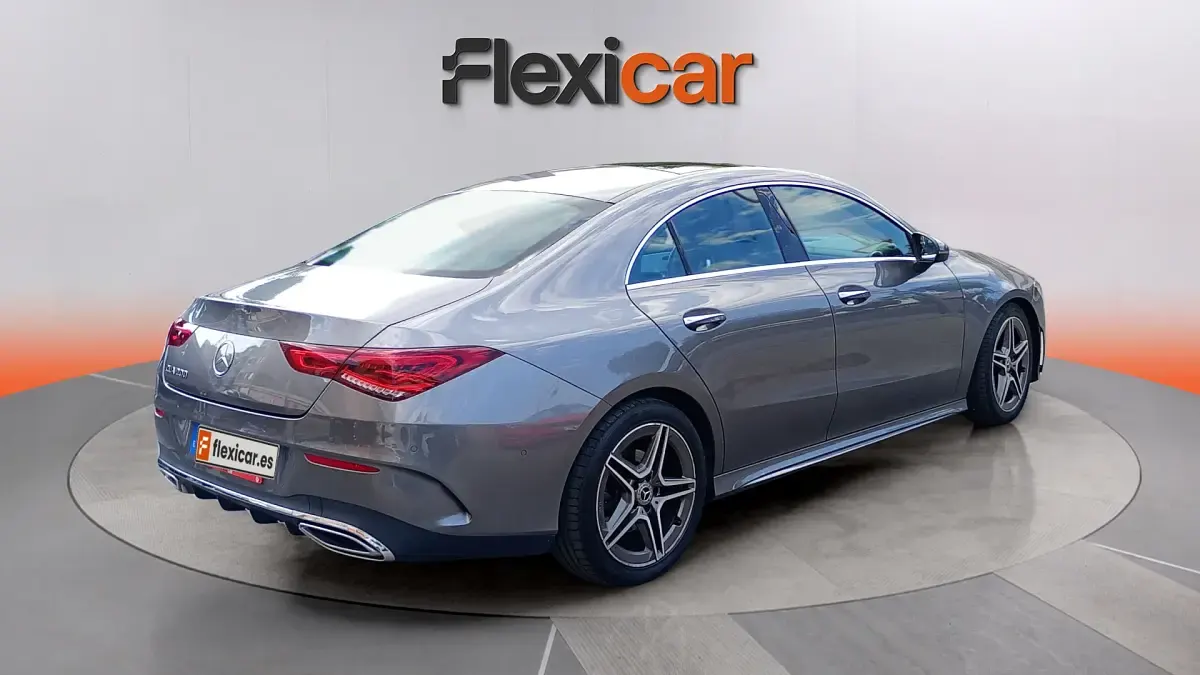 Usado Mercedes CLA200 163 CV (119 kW) 2020 Gris Coupe