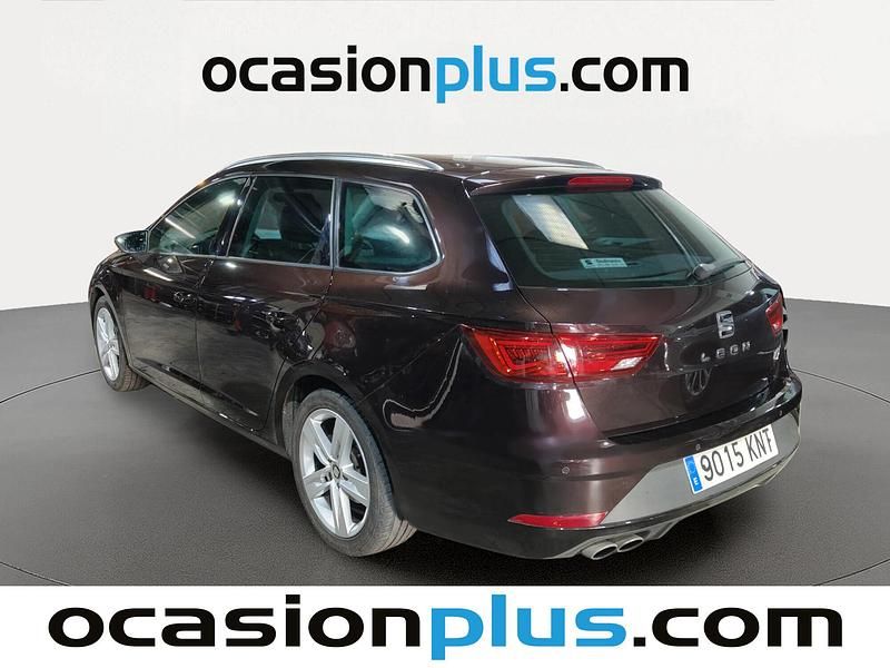 Usado Seat Leon FR 125 CV (91 kW) 2018 Otro Familiar