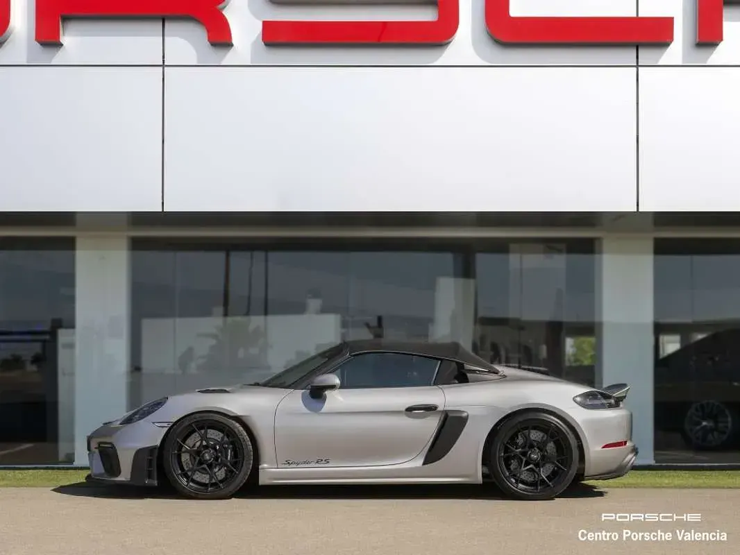 Usado Porsche 718 500 CV (367 kW) 2025 Gris Coupe