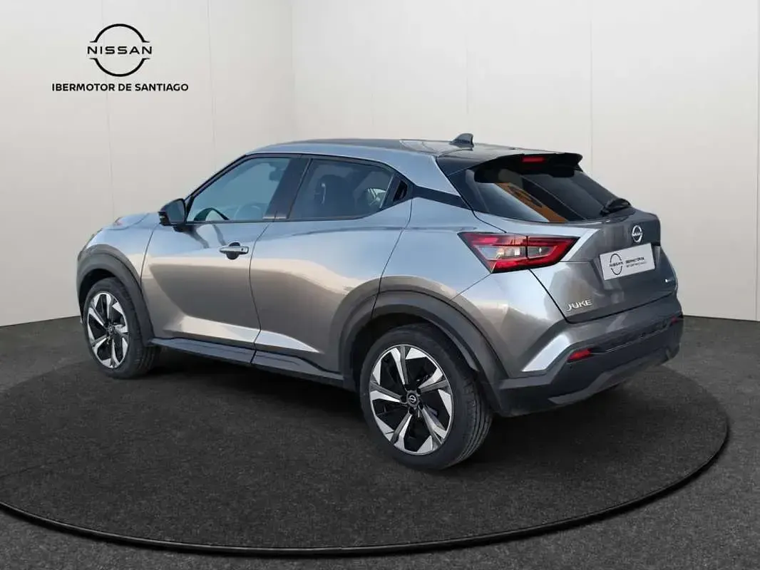 Usado Nissan Juke Tekna 143 CV (105 kW) 2025 Gris SUV