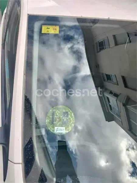Usado Skoda Rapid Elegance 105 CV (77 kW) 2014 Blanco Utilitario