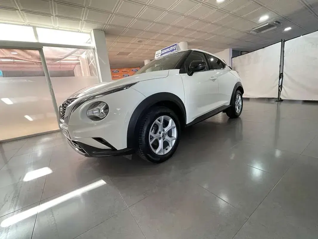 Usado Nissan Juke Acenta 114 CV (83 kW) 2021 Blanco SUV