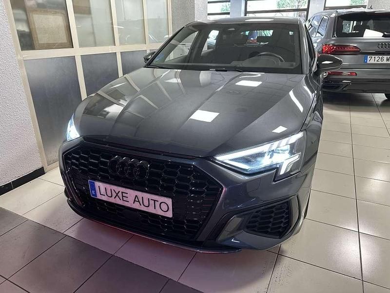 Usado Audi A3 Sportback e-tron S-Line 204 CV (150 kW) 2022 Gris Utilitario