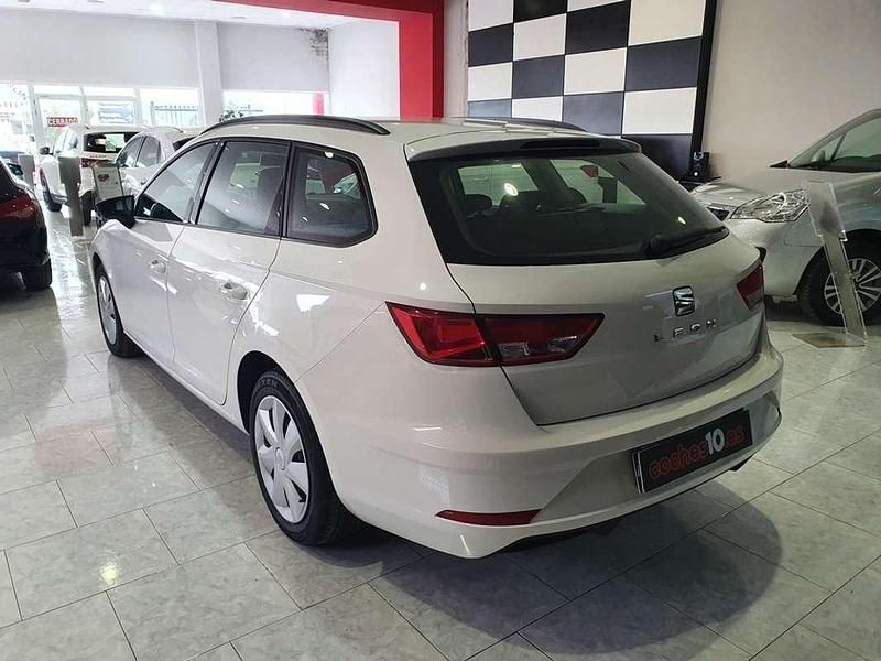 Usado Seat Leon ST Reference 116 CV (85 kW) 2020 Blanco Familiar
