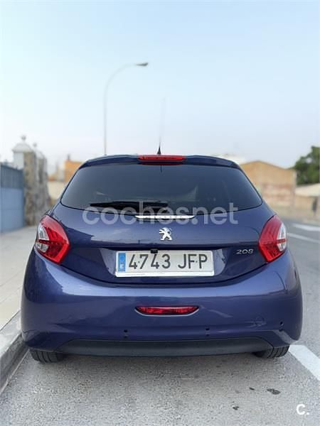 Azul Usado 2015 Peugeot 208 Style Utilitario | 4999 € (Super precio) - Imagen 1/2