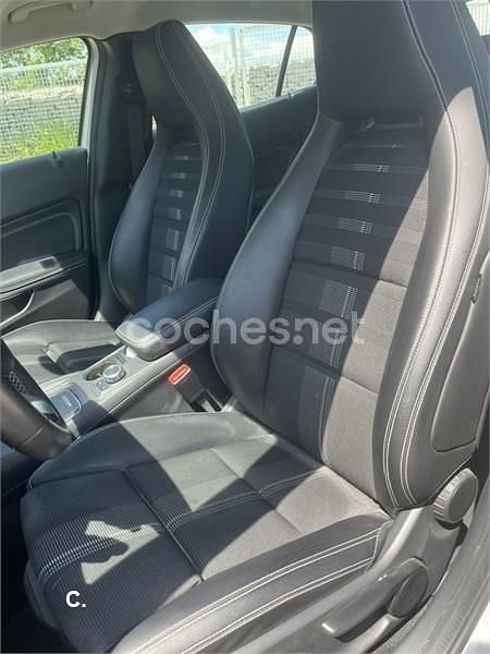 Usado Mercedes GLA220 177 CV (130 kW) 2018 Gris / plata SUV