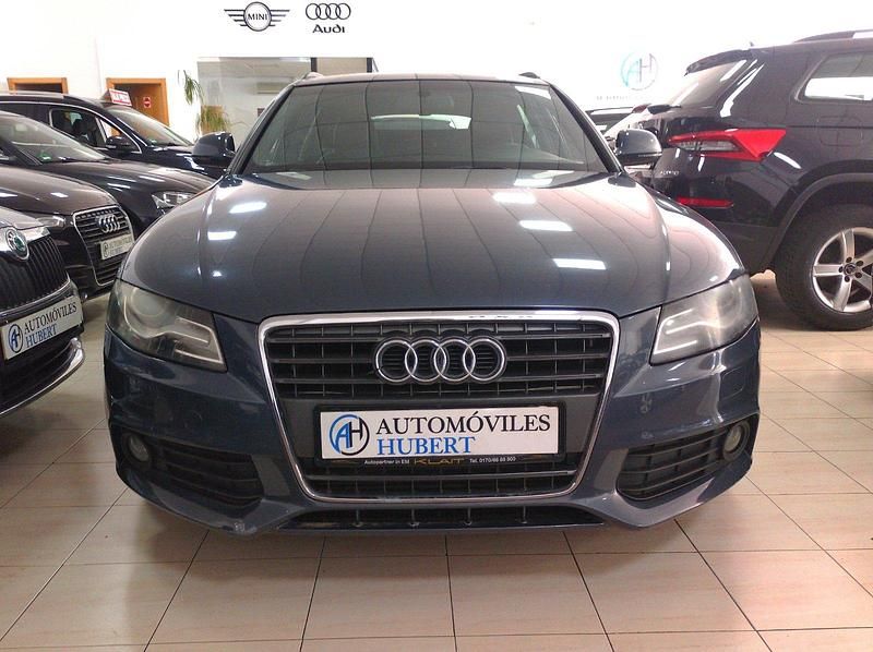 Usado Audi A4 180 CV (132 kW) 2009 Azul Familiar