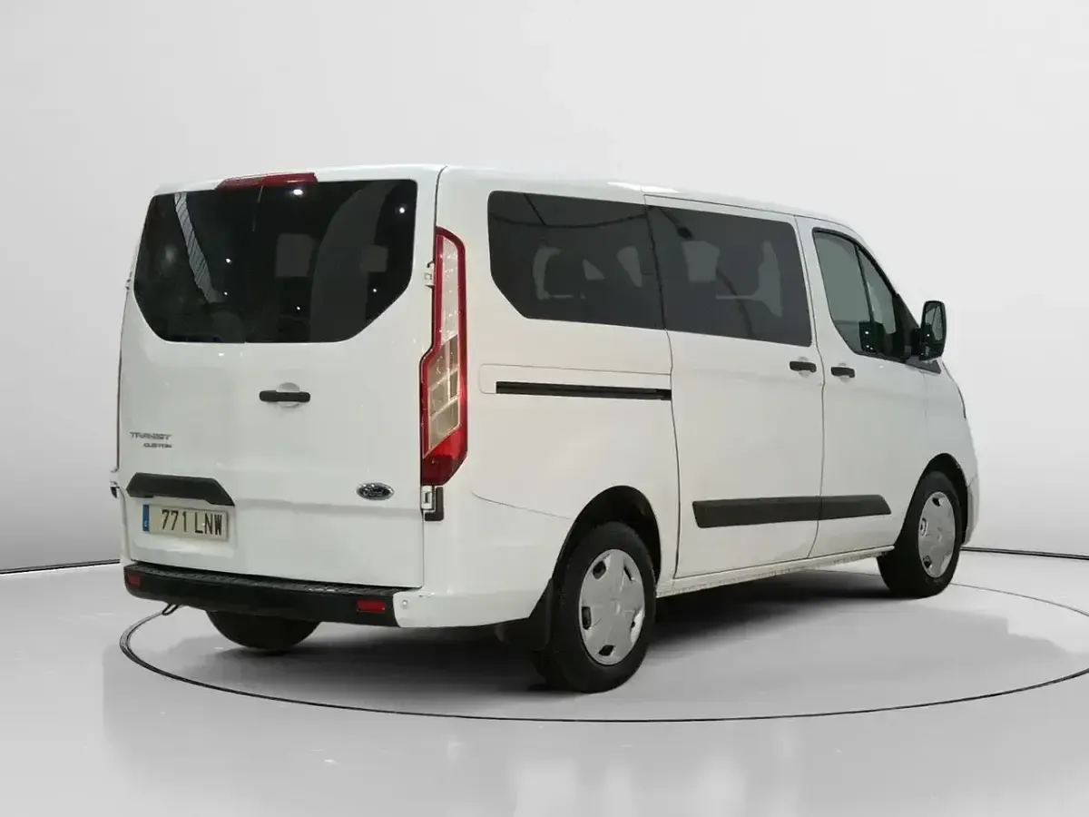 Usado Ford Transit Custom Trend 130 CV (95 kW) 2021 Blanco Berlina
