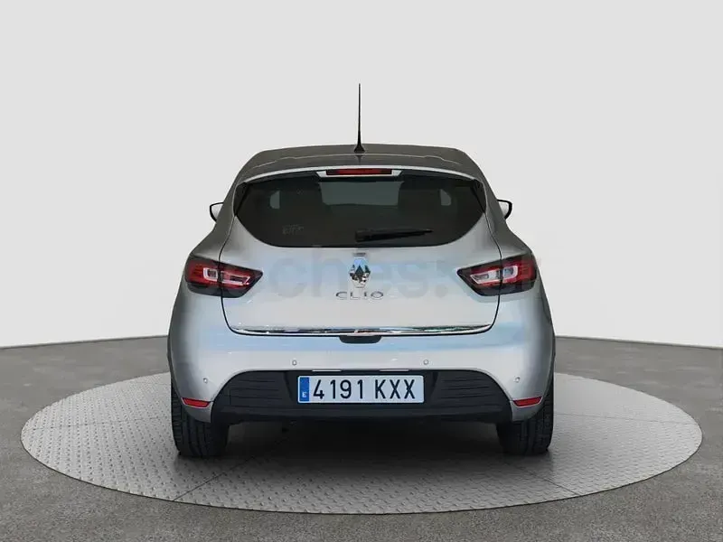 Usado Renault Clio IV LIMITED 90 CV (66 kW) 2019 Gris / plata Berlina