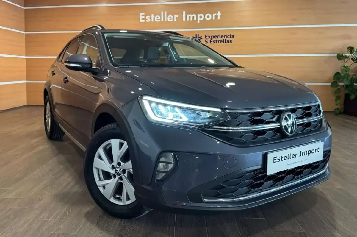Usado VW Taigo Life 110 CV (80 kW) 2023 Gris SUV