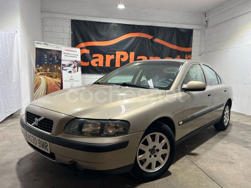 Beige Usado 2001 Volvo S60 Berlina | 3500 € (Precio justo) - Imagen 1/4