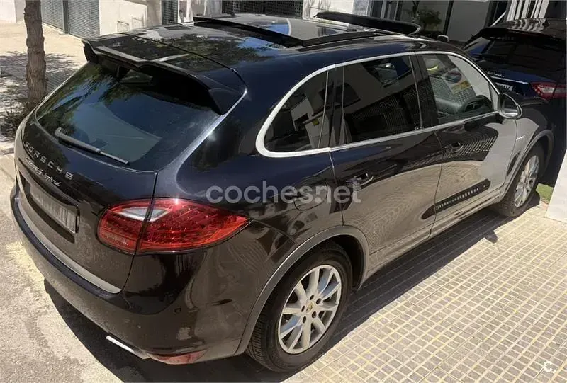 Usado Porsche Cayenne 380 CV (279 kW) 2012 Negro SUV