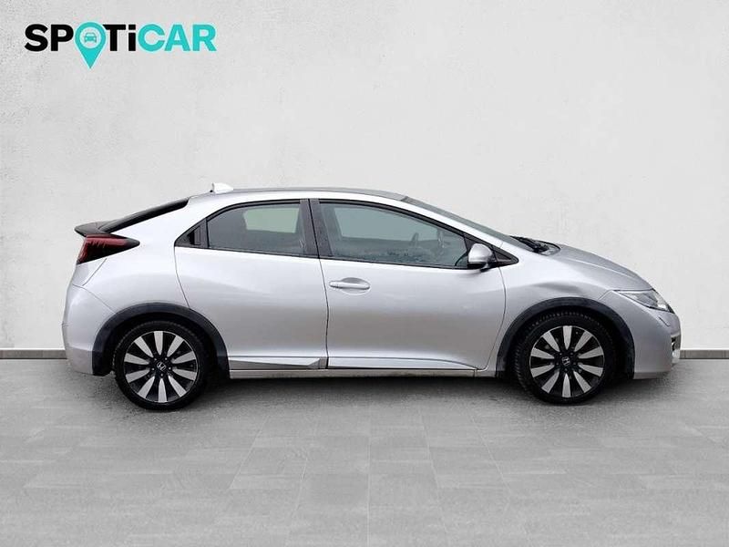 Usado Honda Civic Elegance 120 CV (88 kW) 2017 Gris Utilitario