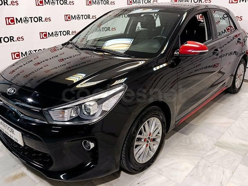 Usado Kia Rio GT-Line 100 CV (73 kW) 2018 Negro Berlina