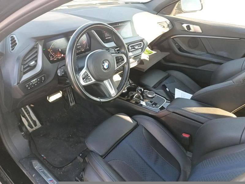 Usado BMW 118 150 CV (110 kW) 2021 Negro Utilitario