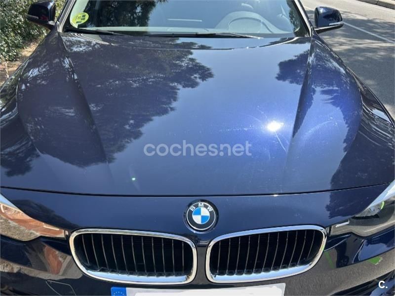 Azul Usado 2014 BMW 318 Familiar | 16.900 € (Un poco caro) - Imagen 1/4
