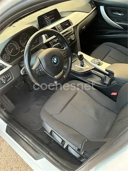 Usado BMW 318 150 CV (110 kW) 2018 Blanco Berlina