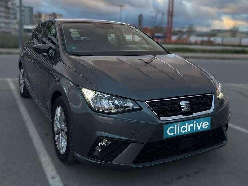 Usado Seat Ibiza XCELLENCE 95 CV (69 kW) 2018 Gris Utilitario