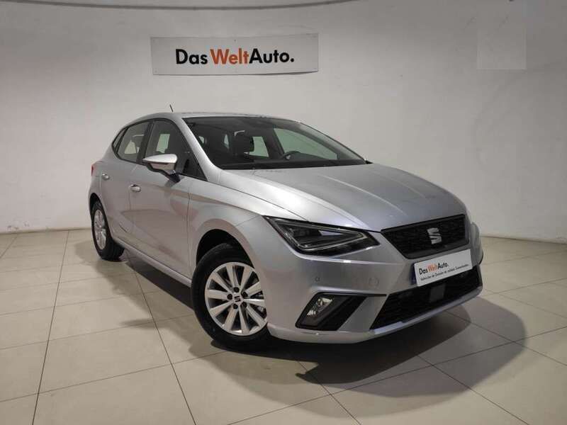 Gris Usado 2021 Seat Ibiza Style Utilitario | 13.900 € (Precio justo) - Imagen 1/4