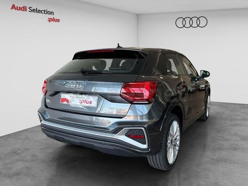 Usado Audi Q2 116 CV (85 kW) 2025 Gris / plata SUV