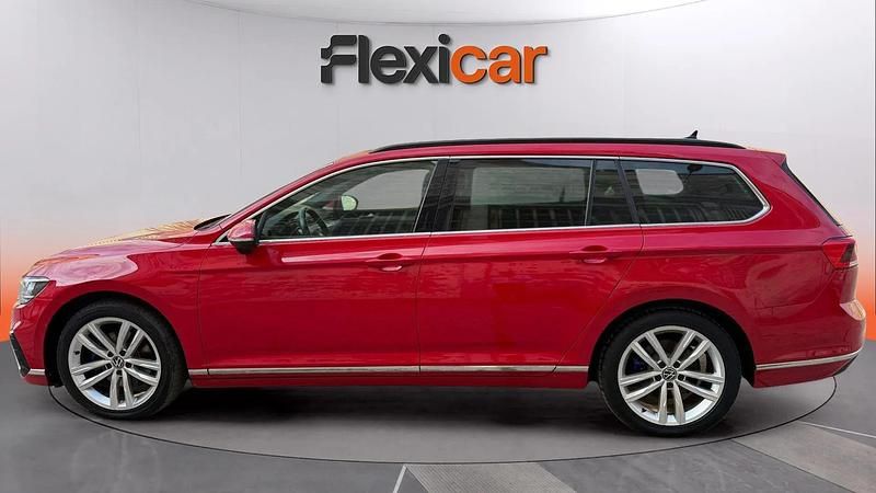 Usado VW Passat GTE 218 CV (160 kW) 2020 Rojo Familiar