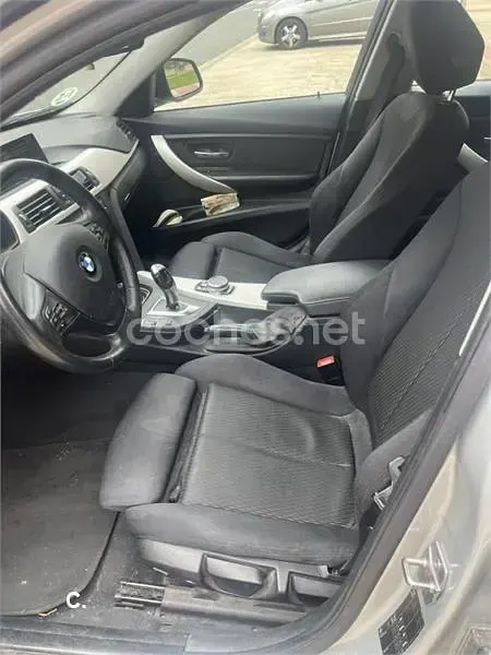 Käytetty BMW 320 Efficient Dynamics 163 HP (119 kW) 2015 Harmaa Farmari