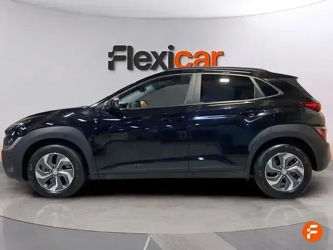 Usado Hyundai Kona 141 HP (103 kW) 2022 Preto SUV