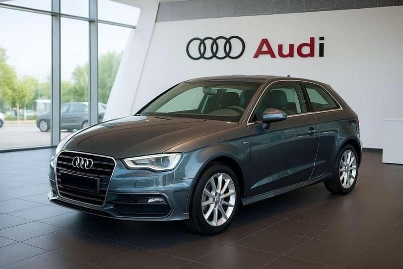 Gris Usado 2016 Audi A3 S-Line Utilitario | 14.850 € (Precio justo) - Imagen 1/4
