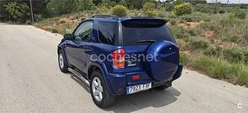 Usado Toyota RAV4 Sol 150 CV (110 kW) 2002 Azul SUV