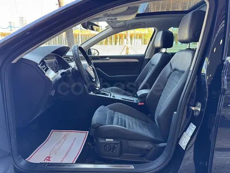Usado VW Passat Sportline 280 CV (205 kW) 2016 Negro Familiar