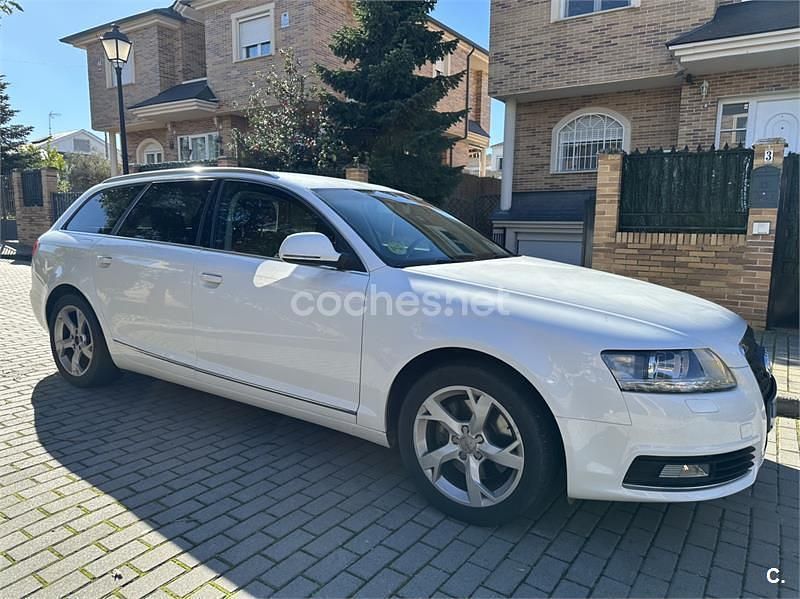Usado Audi A6 170 CV (125 kW) 2010 Blanco Familiar